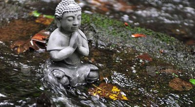 六驳八字排盘 六破 八字？