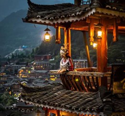 日照八字排盘 日照山河八字？